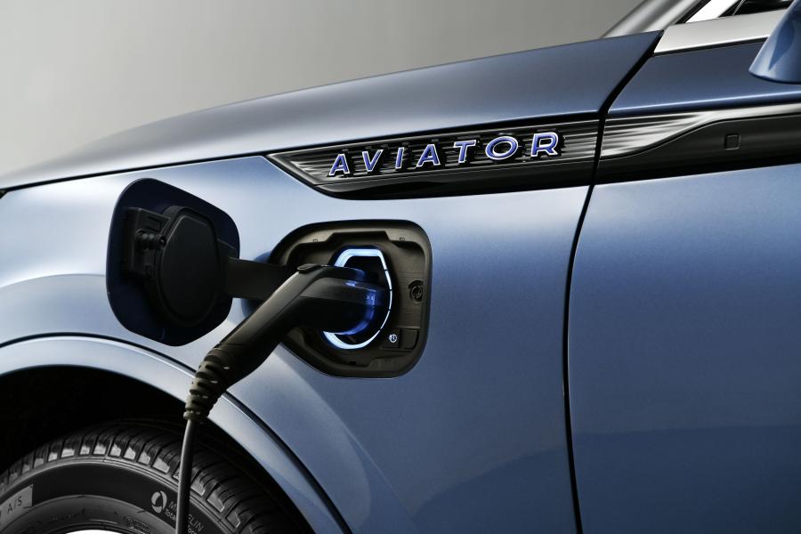 Детали экстерьера Lincoln Aviator Grand Touring 2019 года  (CN) (фото 8 из 20)